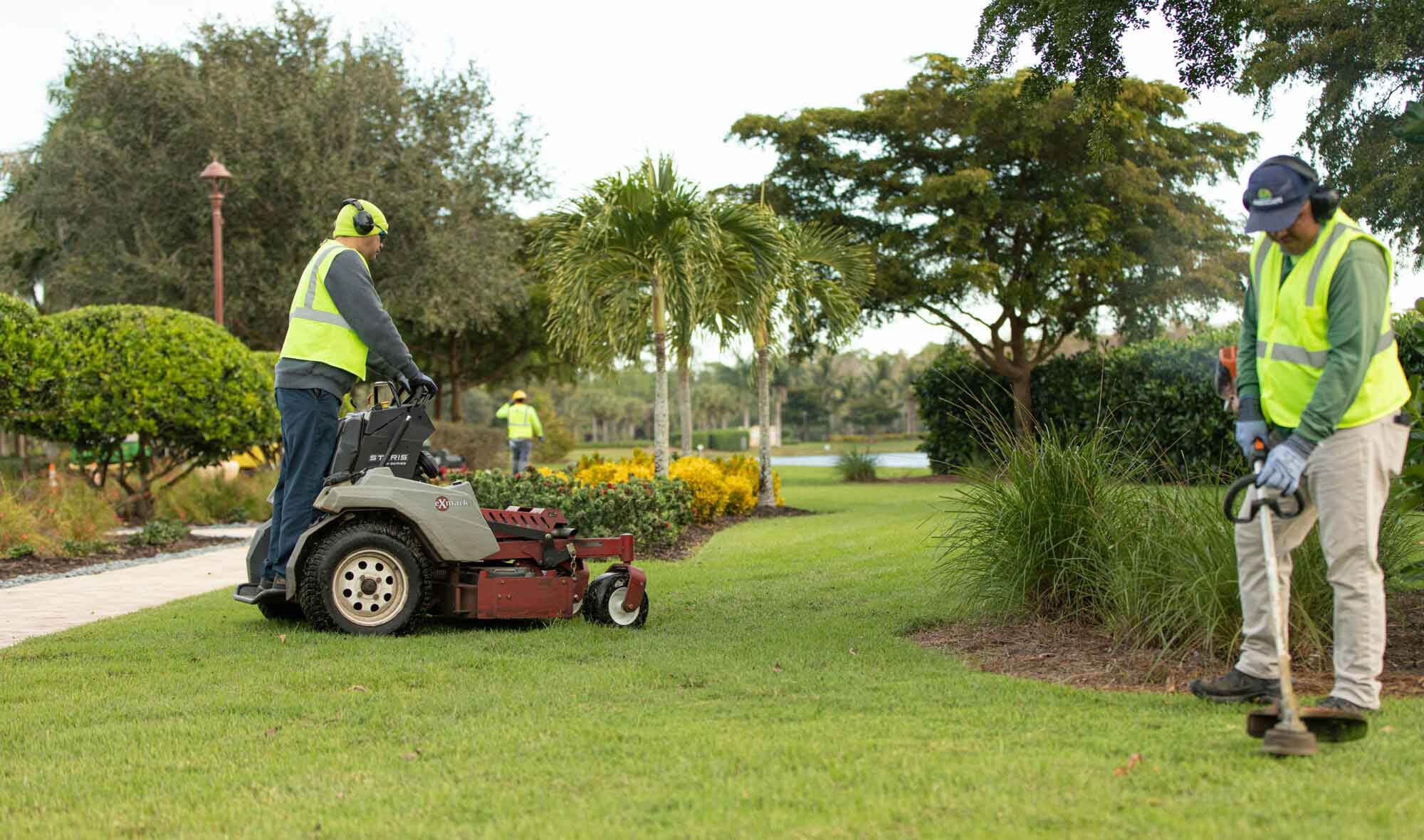 landscaping company florida